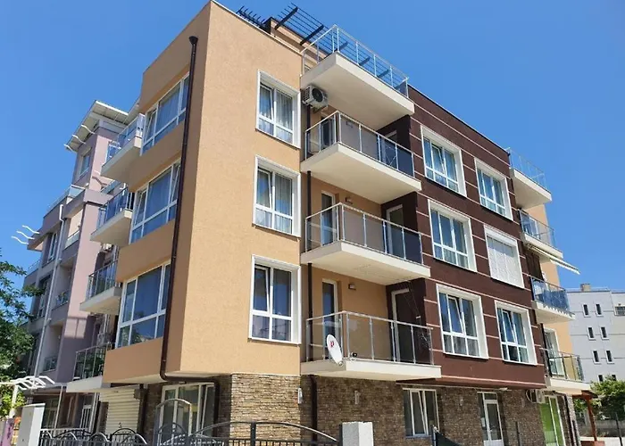 Path Ways To The Sea -пътека към морето *