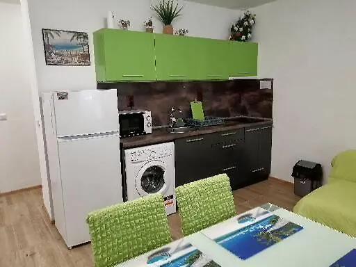 Path Ways To The Sea -пътека към морето شقة